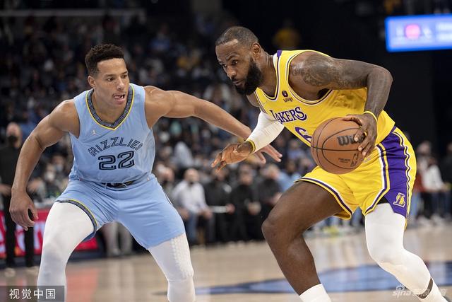 阿莫林执教曼联第一周 展现出非凡的魅力和自信